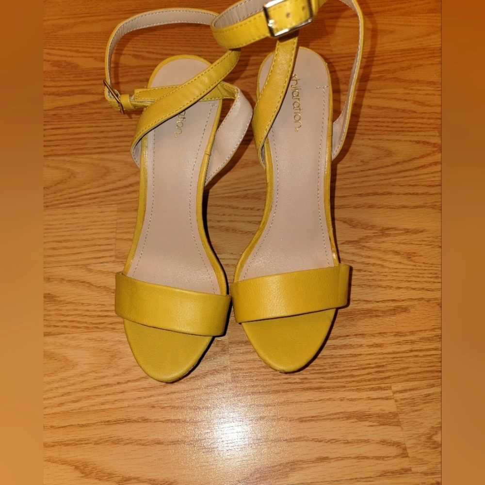 Stappy sandals